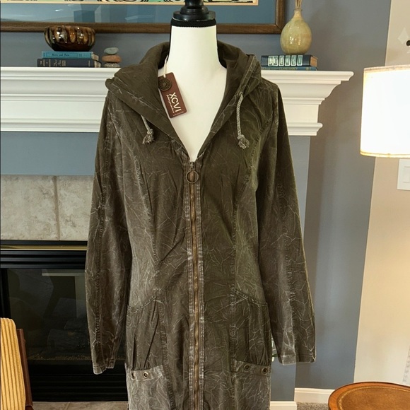 NWT XCVI Khaki Hooded Utility Jacket size medium cool features! - Picture 4 of 12